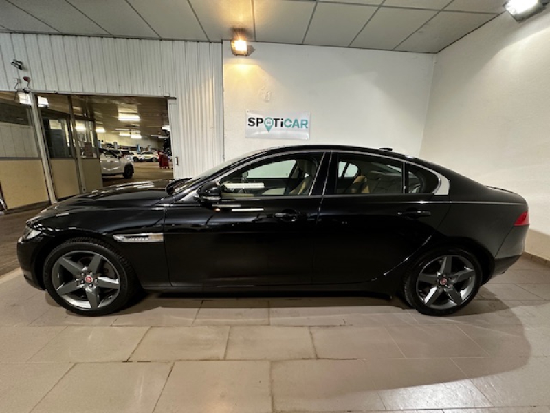 JAGUAR XE 2.0D 180ch Pure BVA8