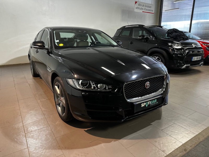 JAGUAR XE 2.0D 180ch Pure BVA8