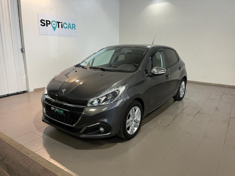 PEUGEOT 208 1.2 PureTech 82ch E6.c Signature 5p