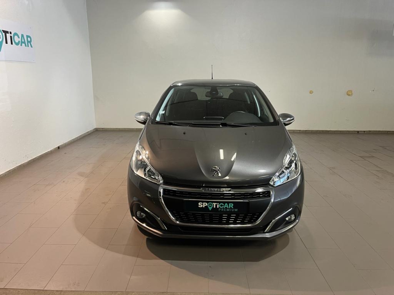 PEUGEOT 208 1.2 PureTech 82ch E6.c Signature 5p