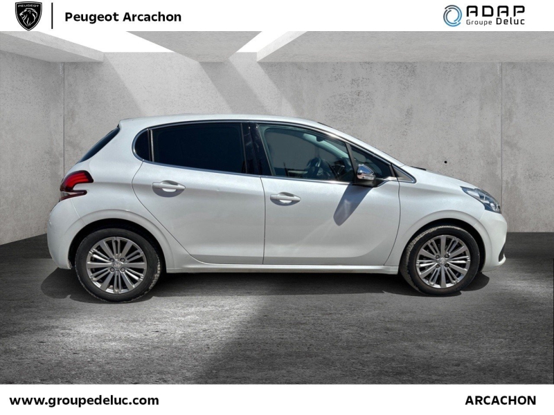 PEUGEOT 208 1.2 PureTech 82ch E6.c Allure 5p