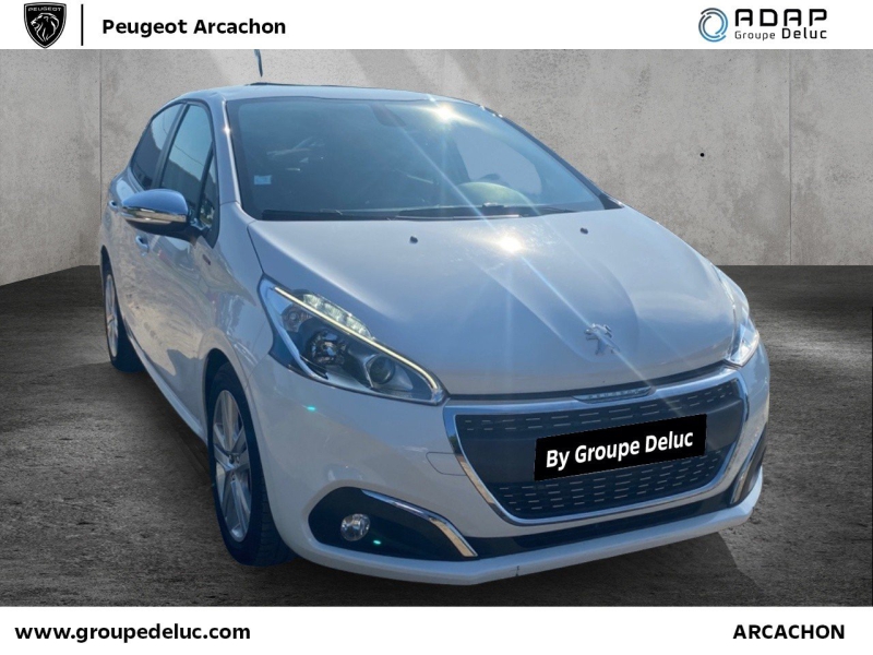 PEUGEOT 208 1.2 PureTech 82ch E6.c Signature 5p