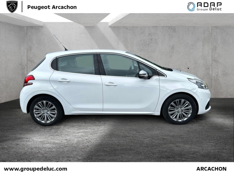 PEUGEOT 208 1.2 PureTech 110ch Allure S&S EAT6 5cv 5p